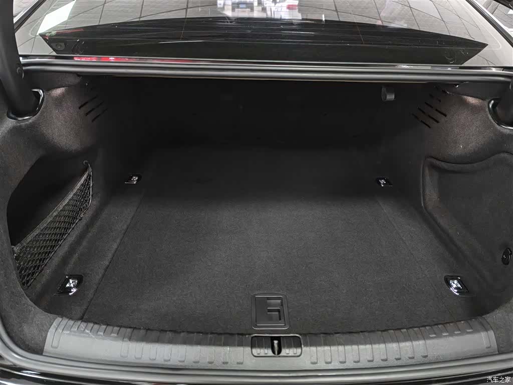 Audi A6L, 2020 12