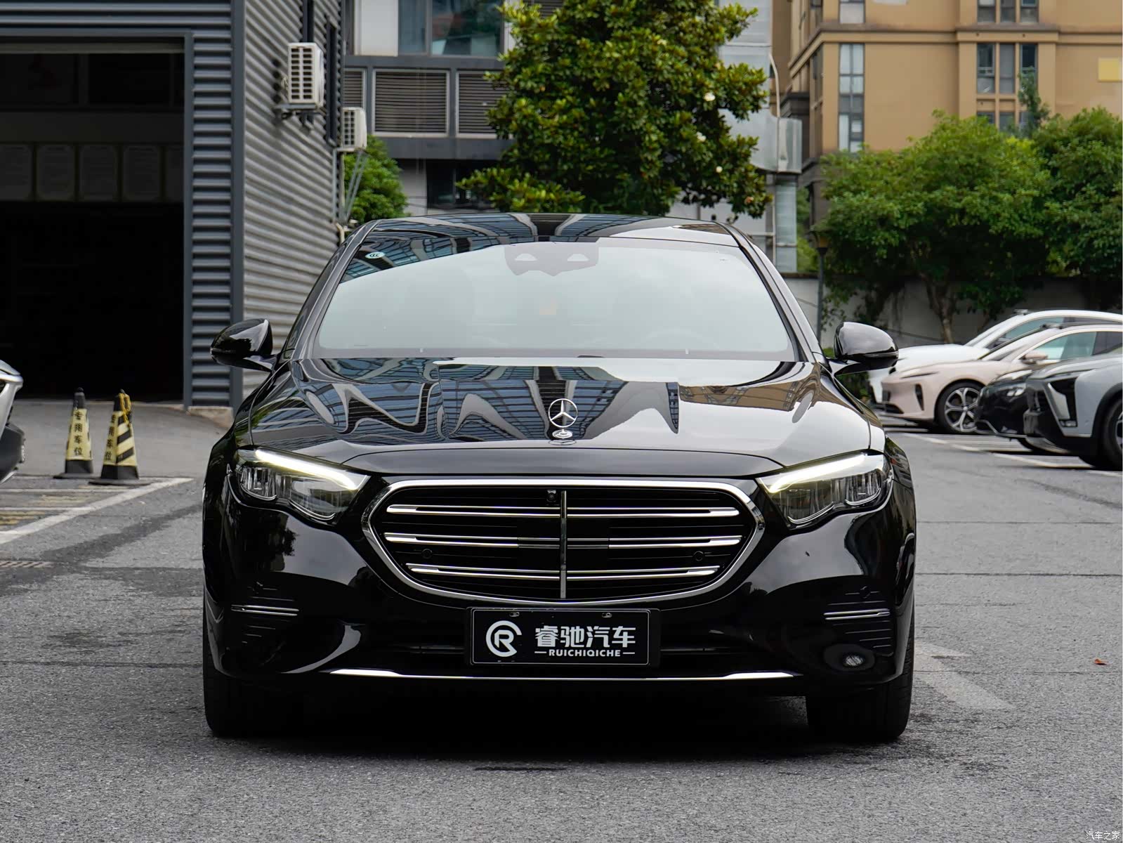 Mercedes-Benz E-Class, 2024 2