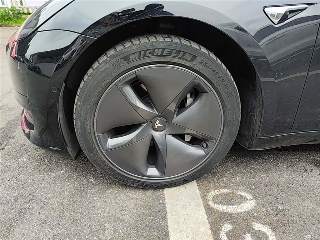 Tesla Model 3, 2020 23