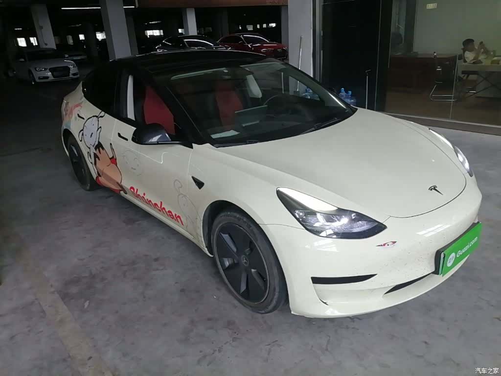 Tesla Model 3, 2023 4