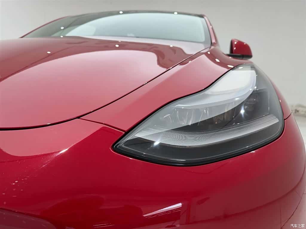 Tesla Model Y, 2021 2