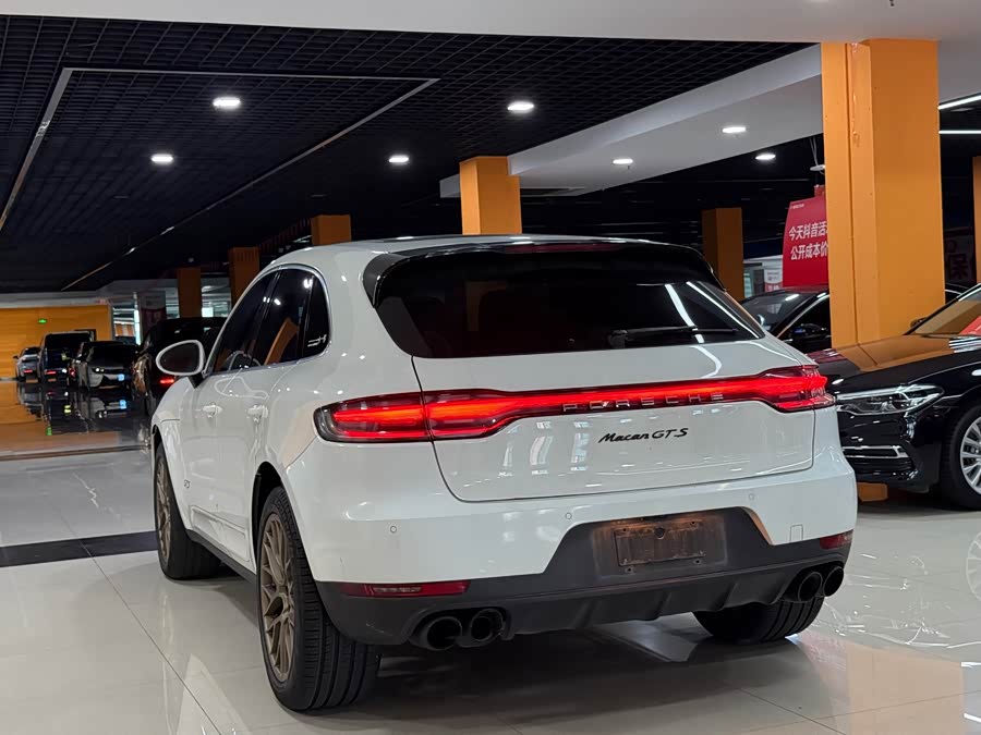 Porsche Macan 2018, фото 10