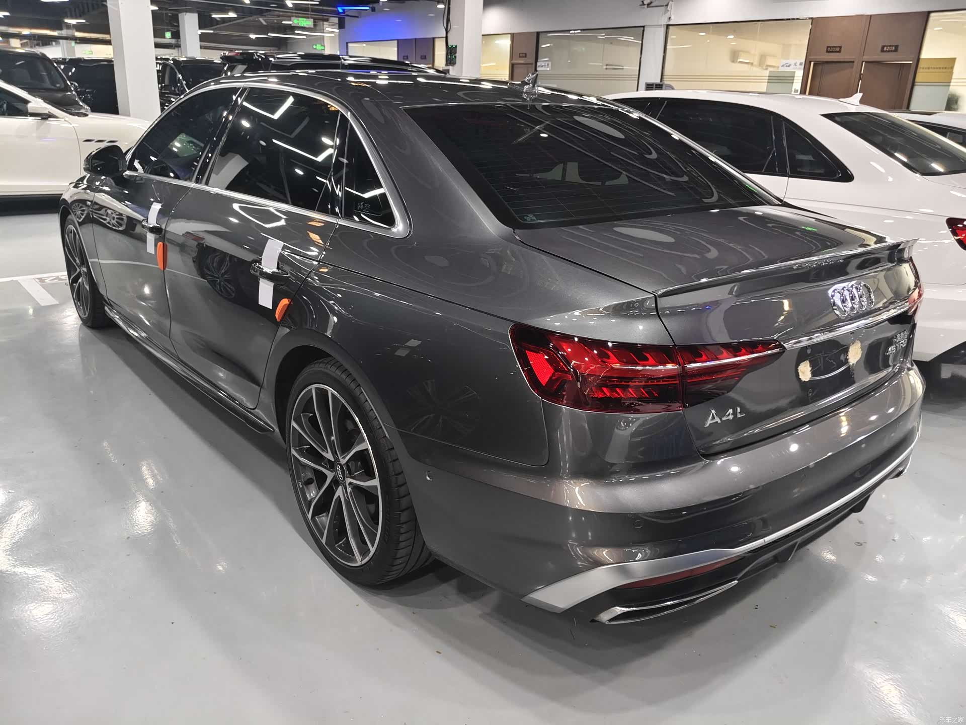 Audi A4L, 2022 18