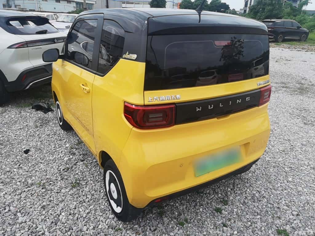 Wuling MINIEV, 2021 все фото