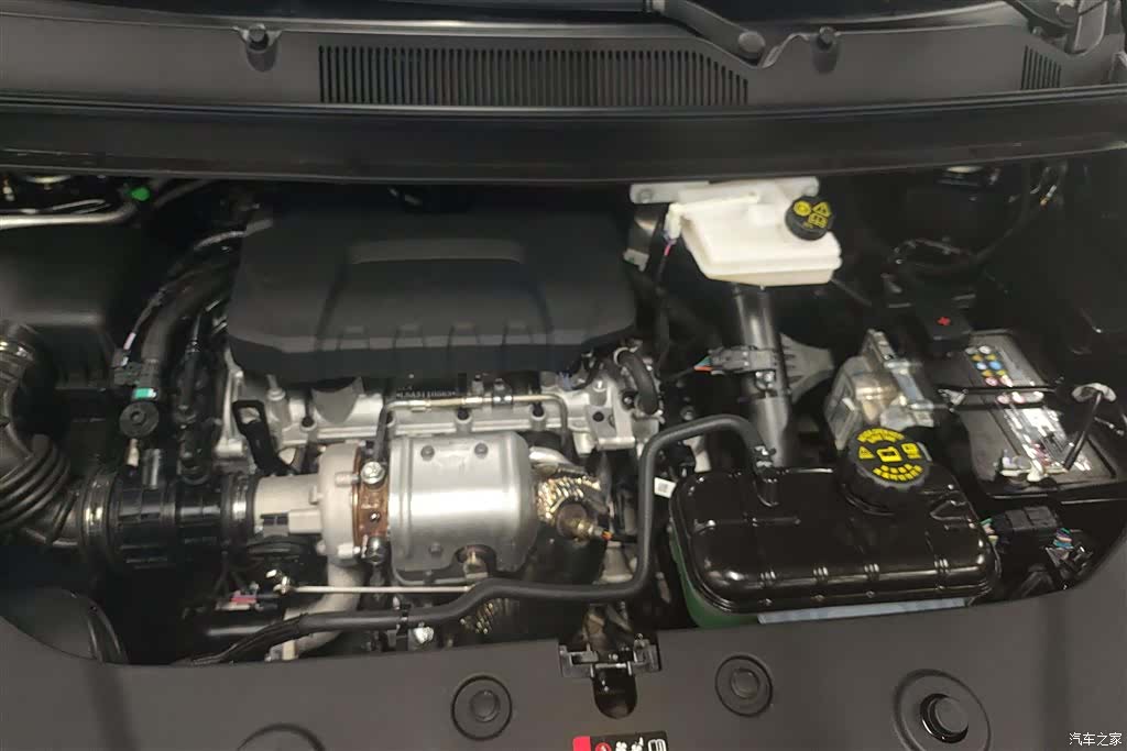 Wuling 730, 2025 10