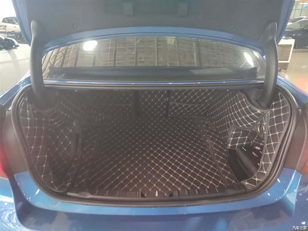 BMW 3 Series, 2018 15