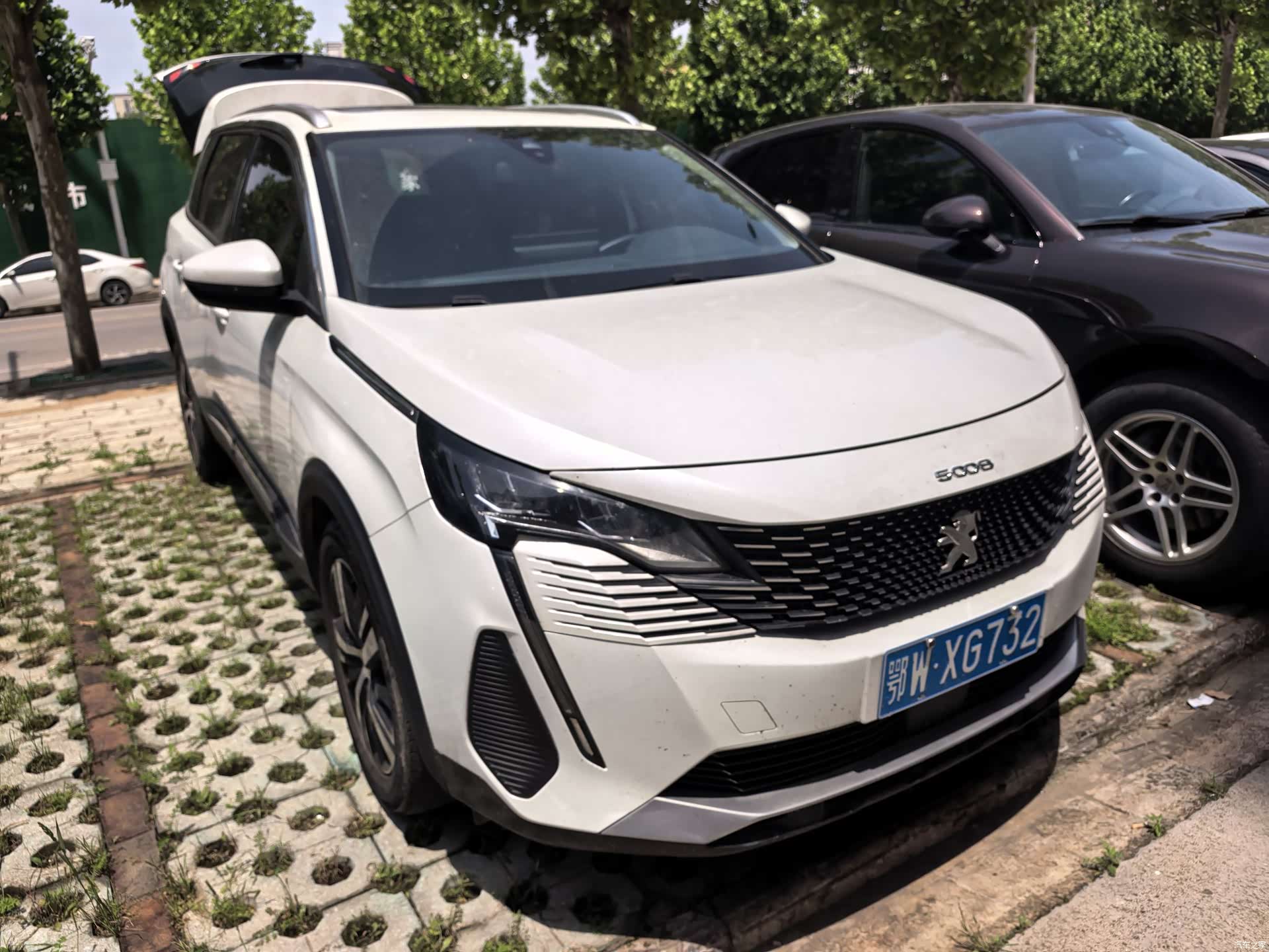 Peugeot 5008, 2022 3