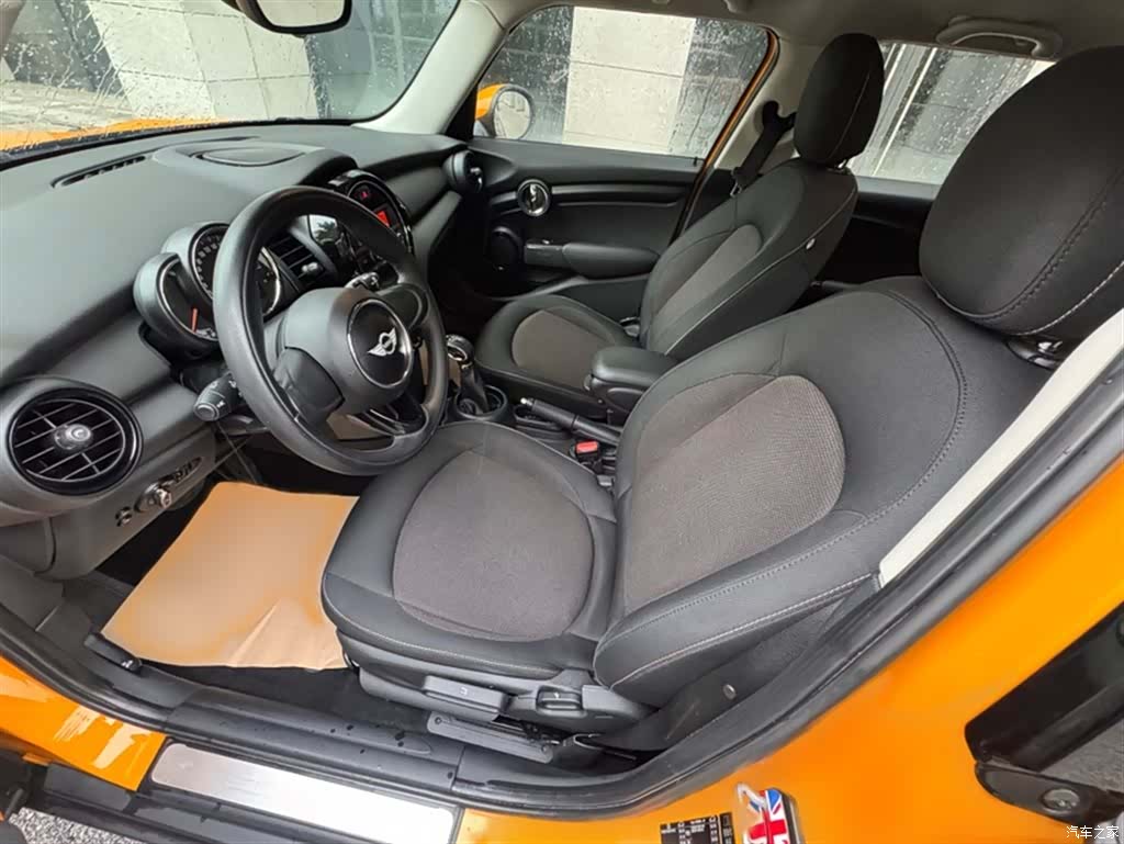 Mini ONE, 2015 15