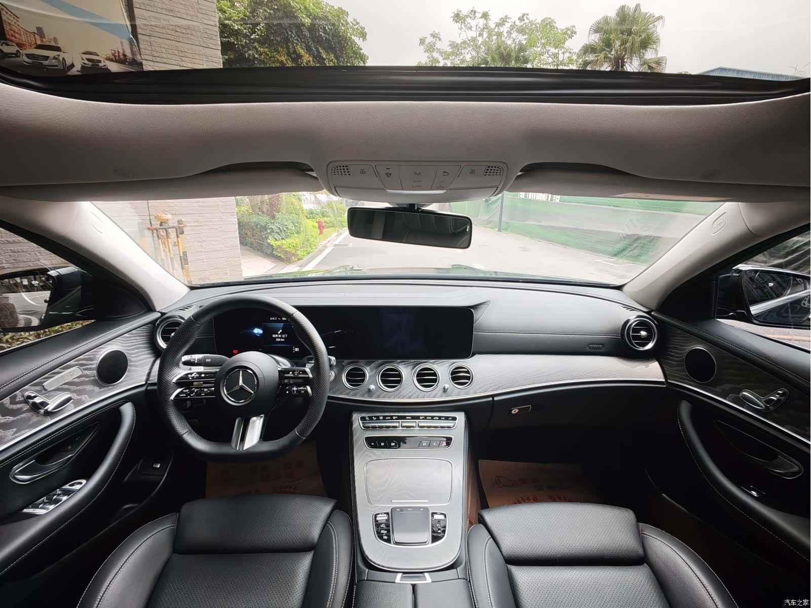 Mercedes-Benz E-Class, 2022 21