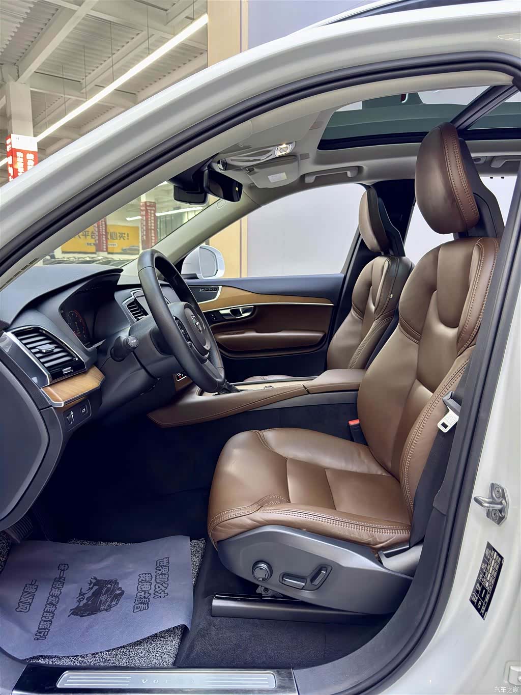 Volvo XC90, 2018 все фото
