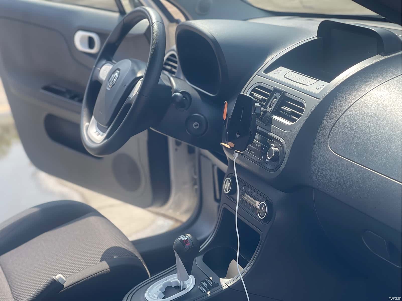 MG 3, 2014 11