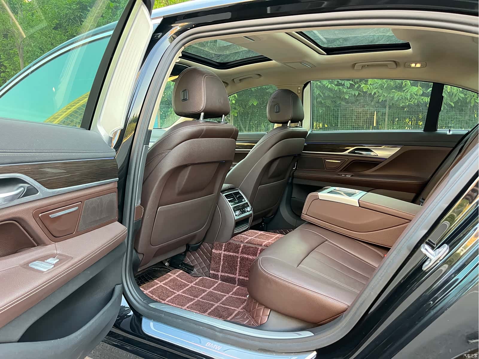 BMW 7 Series, 2017 16