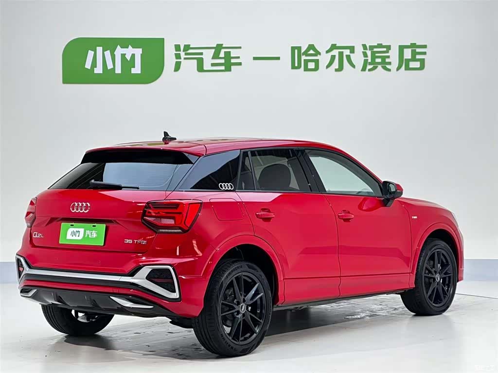 Audi Q2L, 2023 3