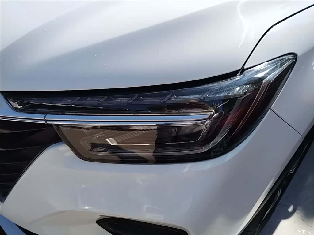 Roewe RX5, 2021 24
