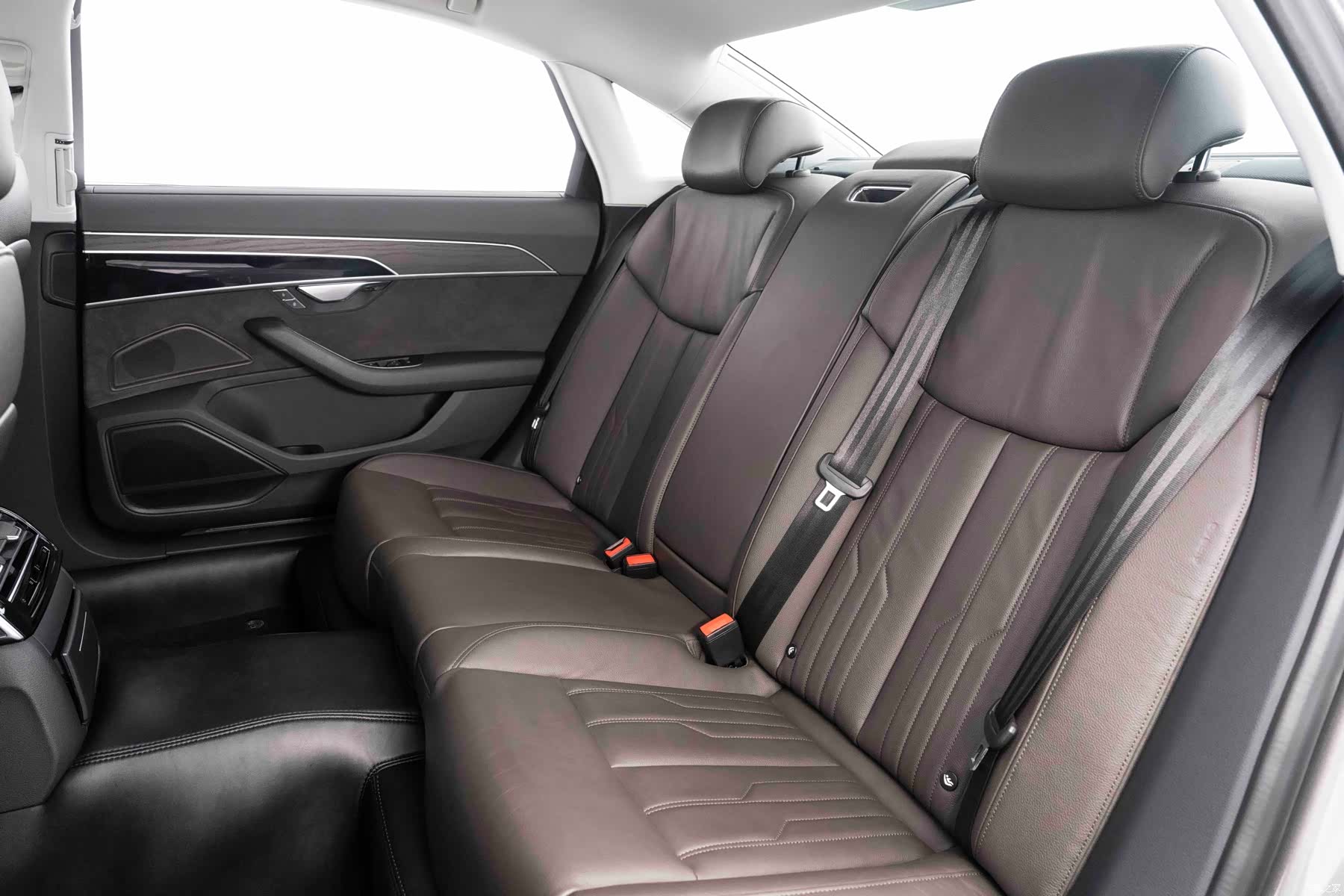 Audi A8L, 2020 9