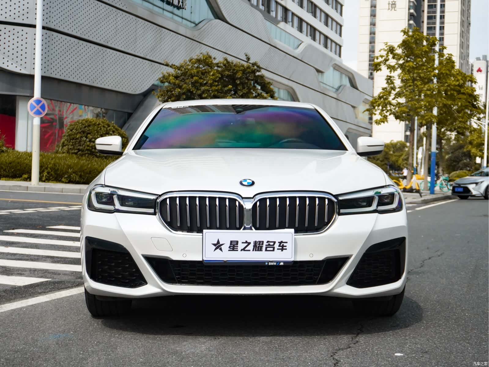 BMW 5 Series, 2023 3