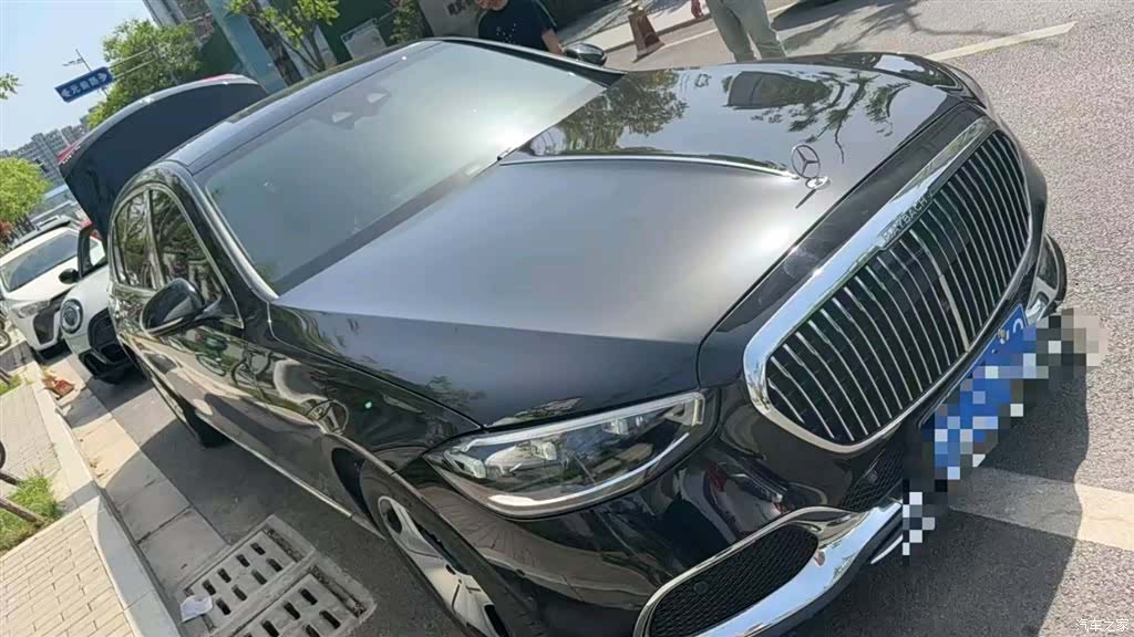 Maybach S-Class, 2023 7