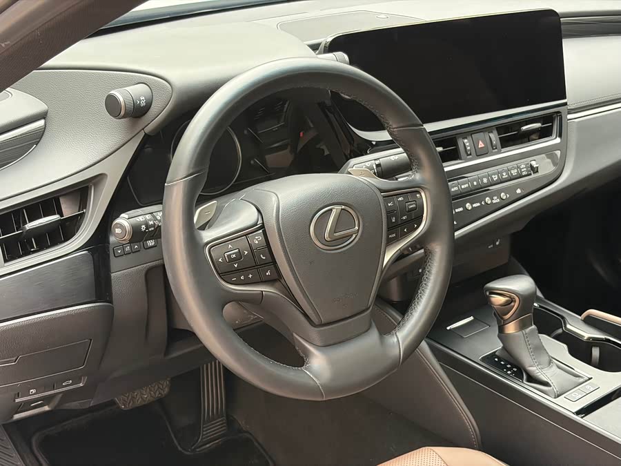 Lexus ES 2024, фото 19