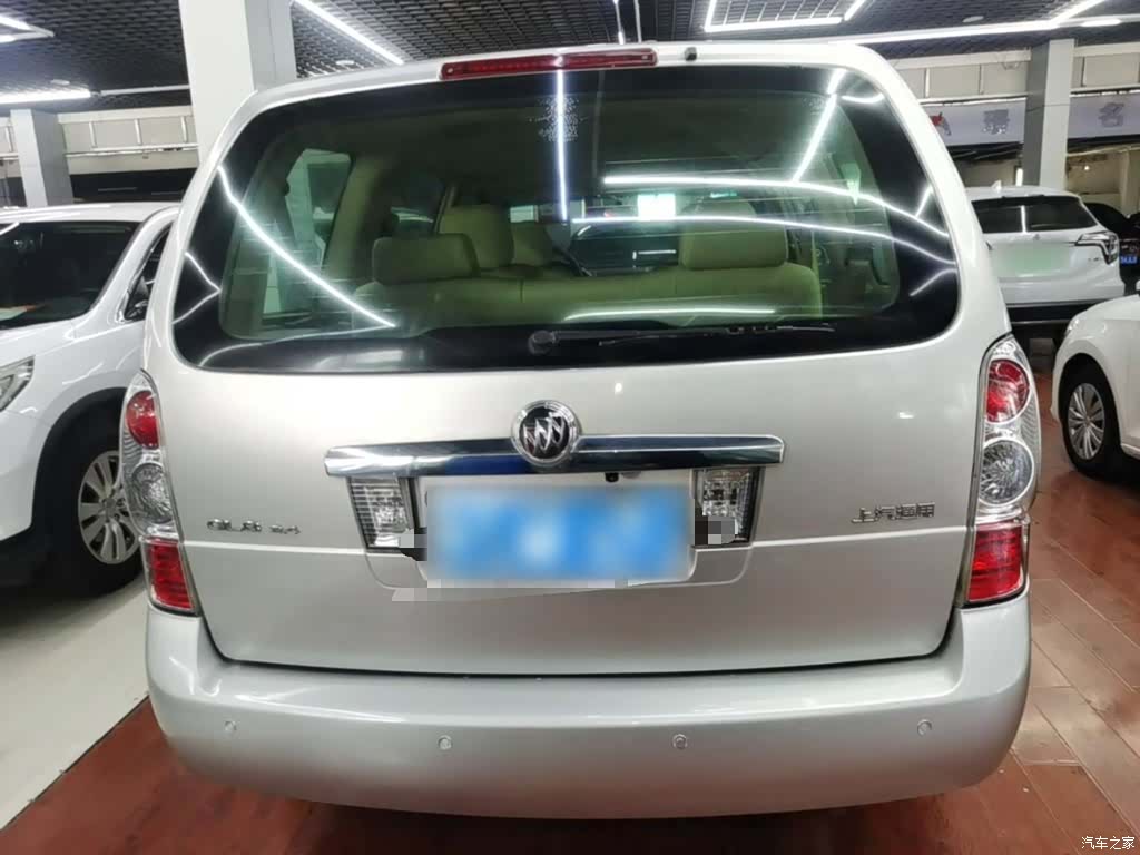 Buick GL8, 2016 6