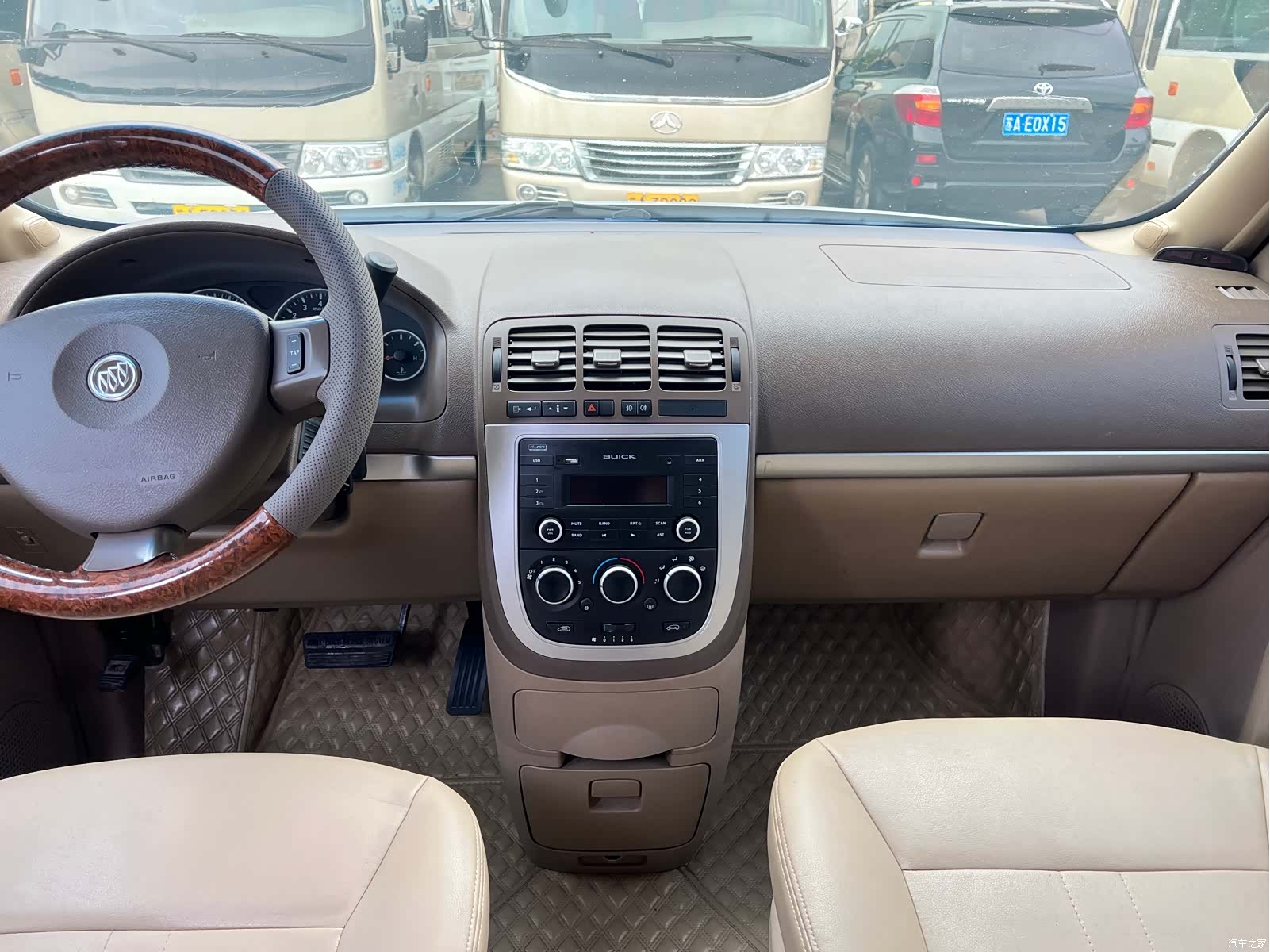 Buick GL8, 2015 14