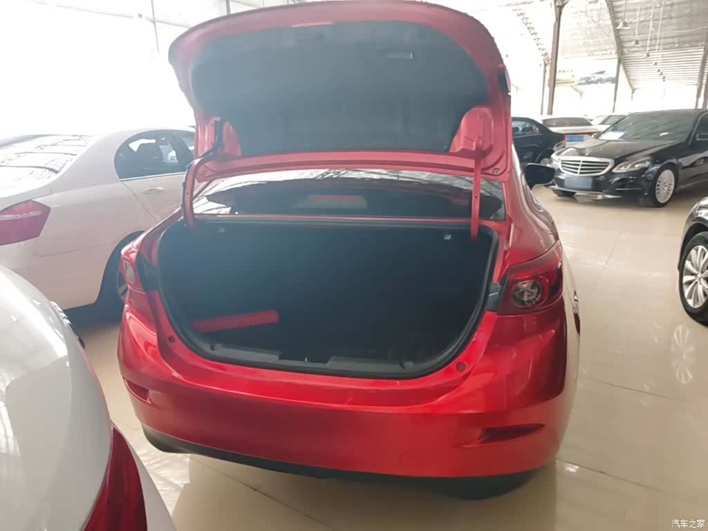 Mazda Mazda3, 2017 19