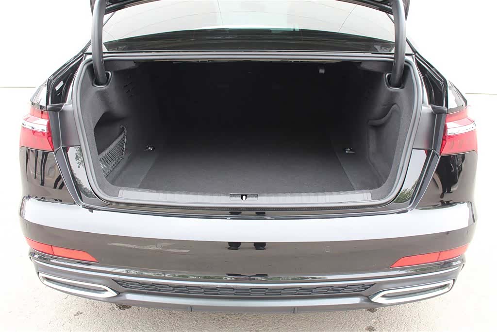 Audi A6L, 2021 13
