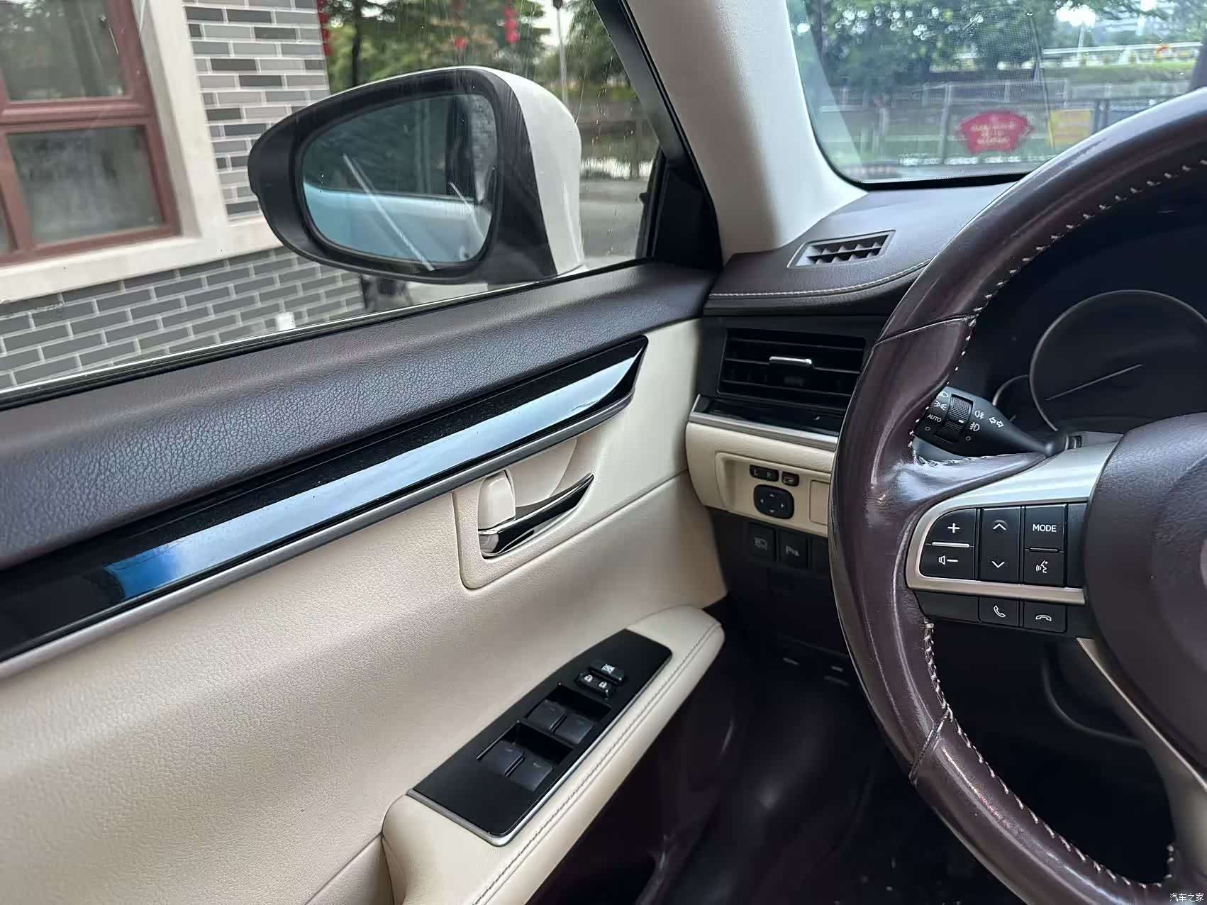Lexus ES, 2016 15