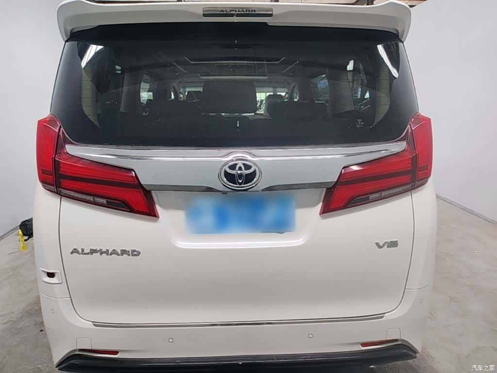Toyota Alphard, 2018 6