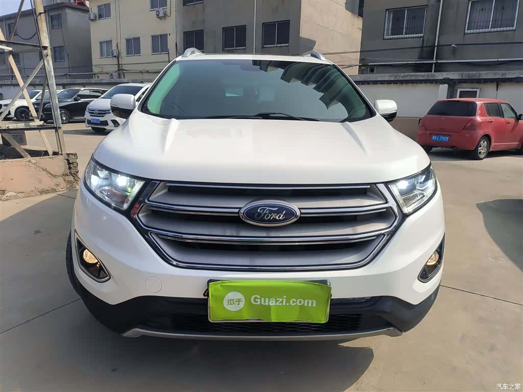 Ford Edge, 2019 3