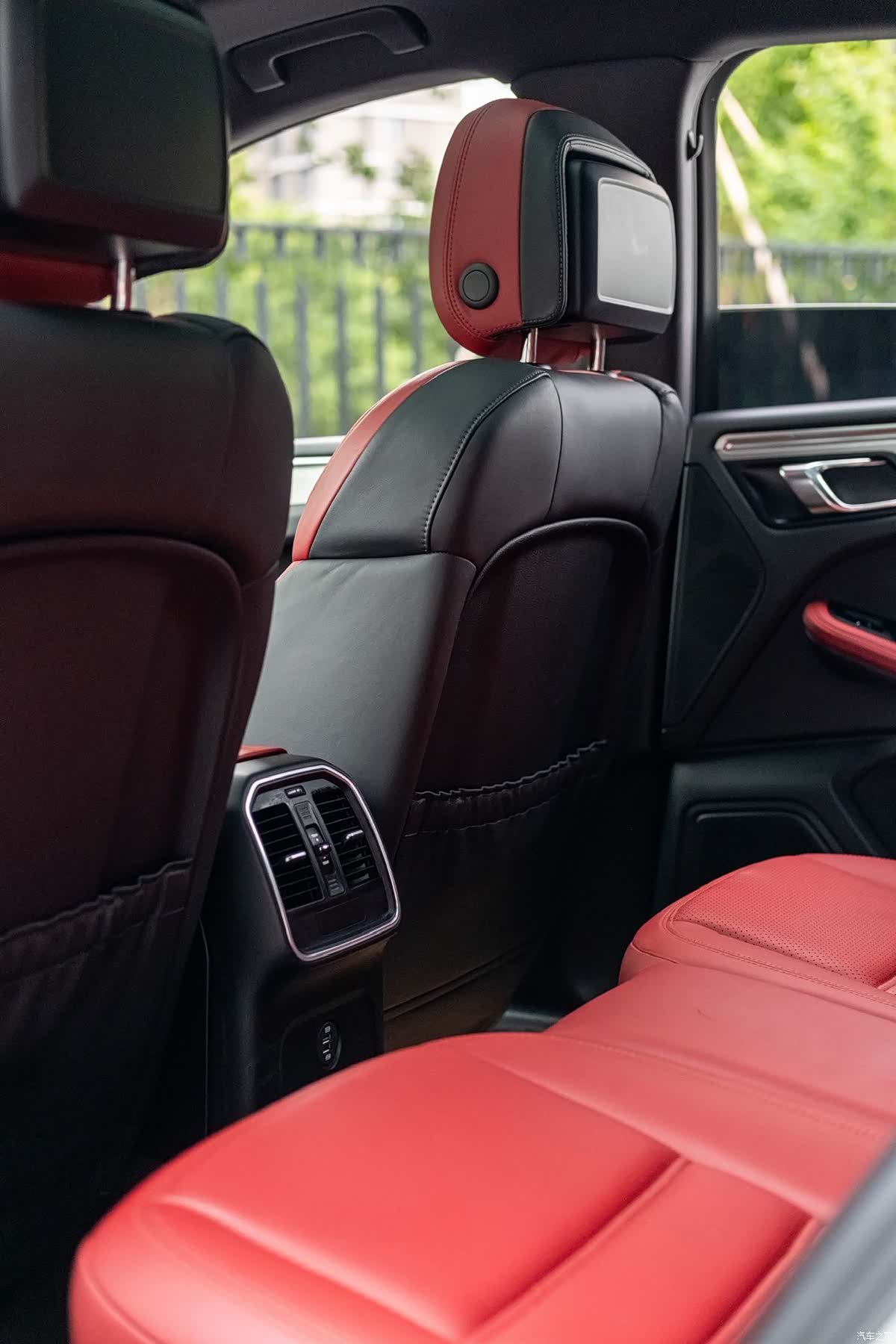 Porsche Macan, 2016 12