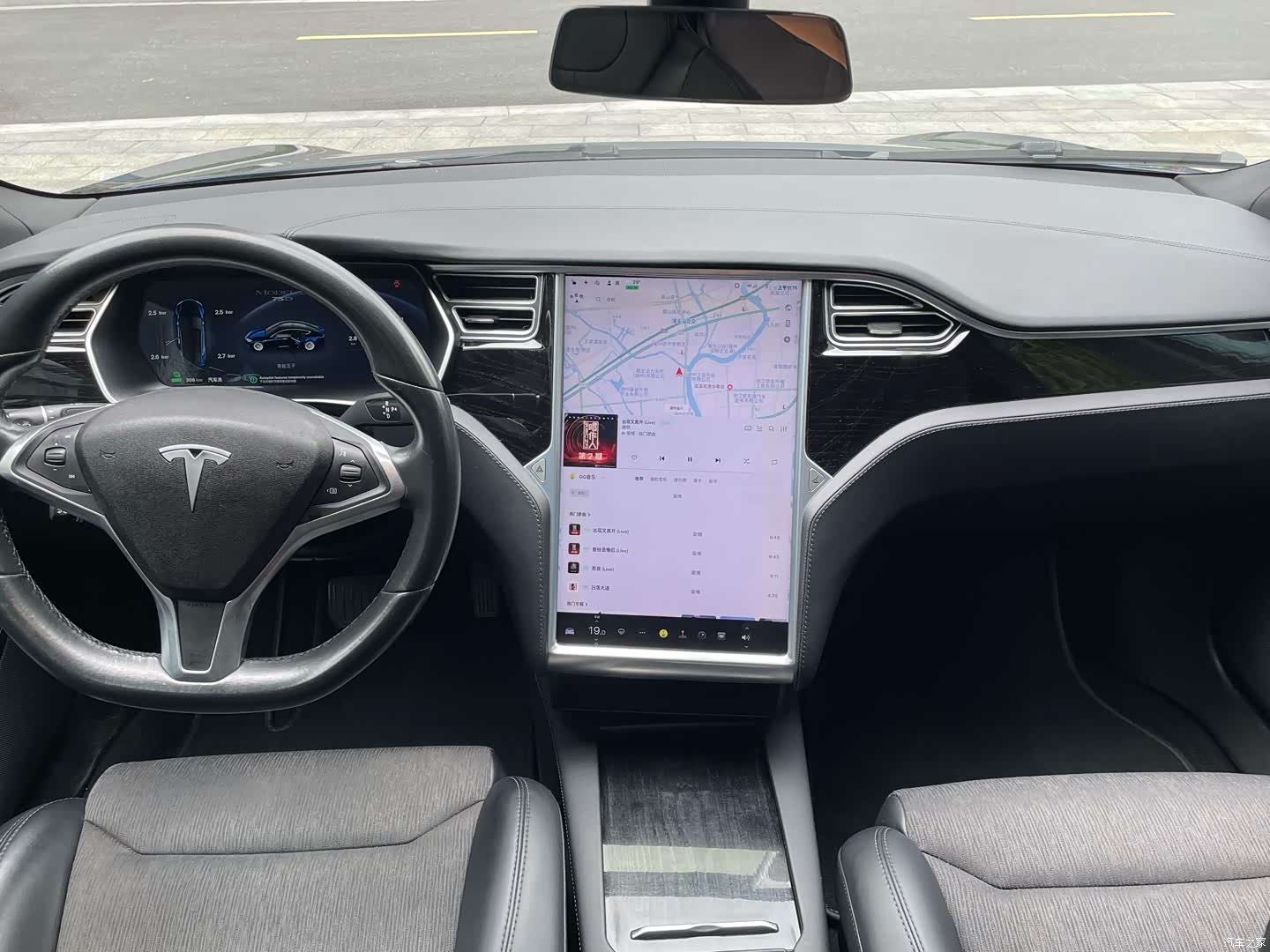 Tesla Model S, 2017 9