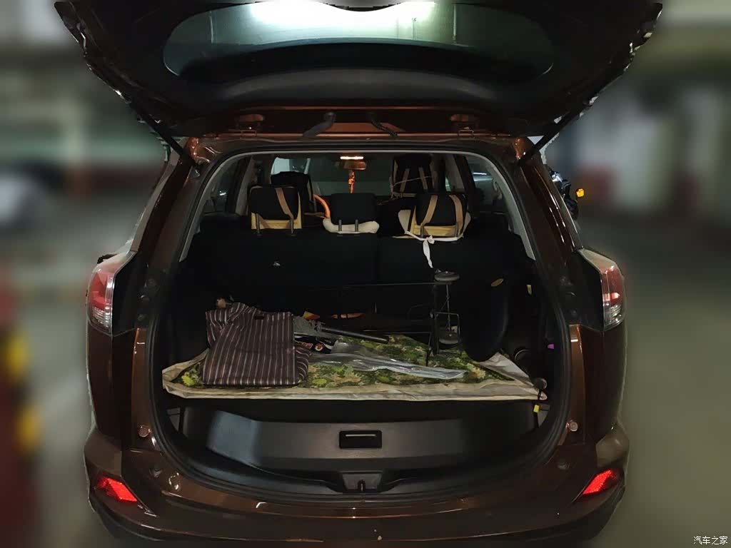 Toyota RAV4, 2017 10