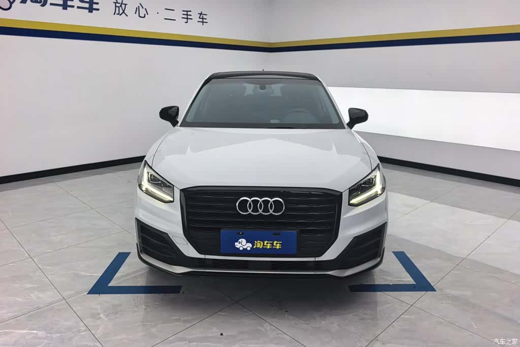 Audi Q2L, 2020 2