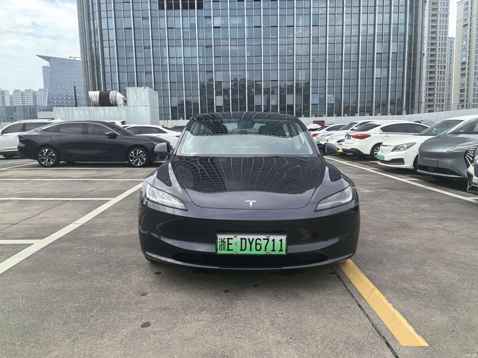 Tesla Model 3, 2024 1