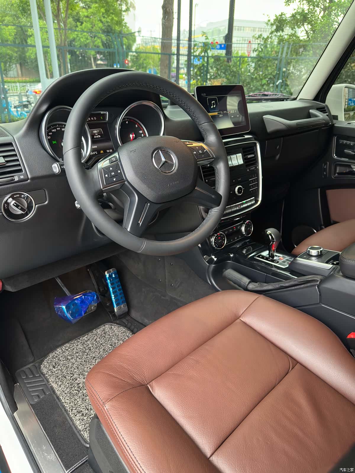 Mercedes-Benz G-Class, 2017 9