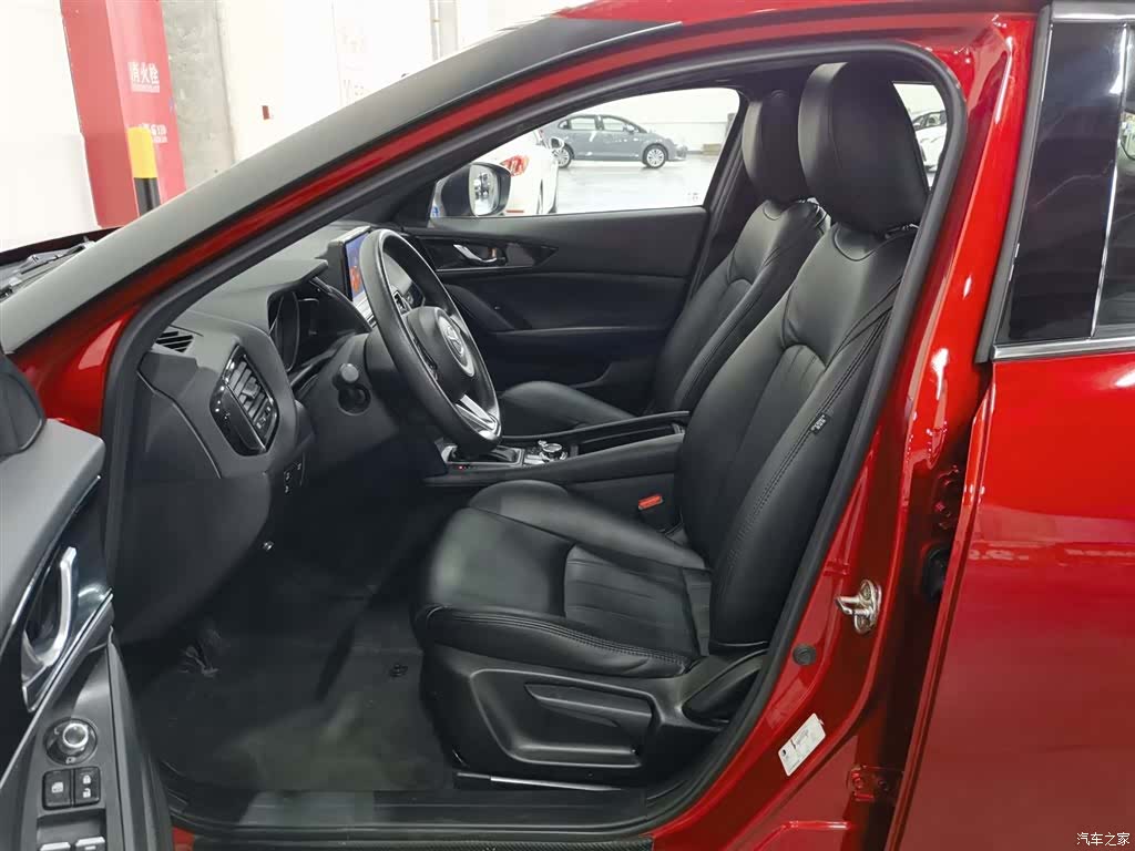 Mazda CX-4, 2021 10