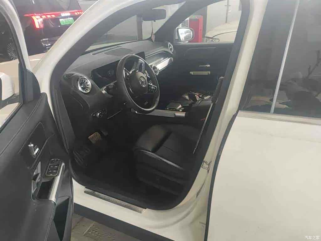 Mercedes-Benz GLB, 2022 17