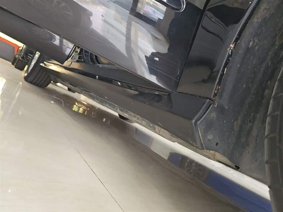 Mercedes-Benz R-class