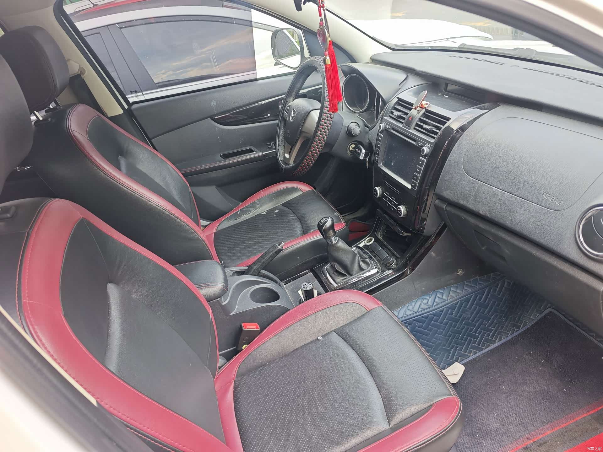 BAIC S3, 2015 4