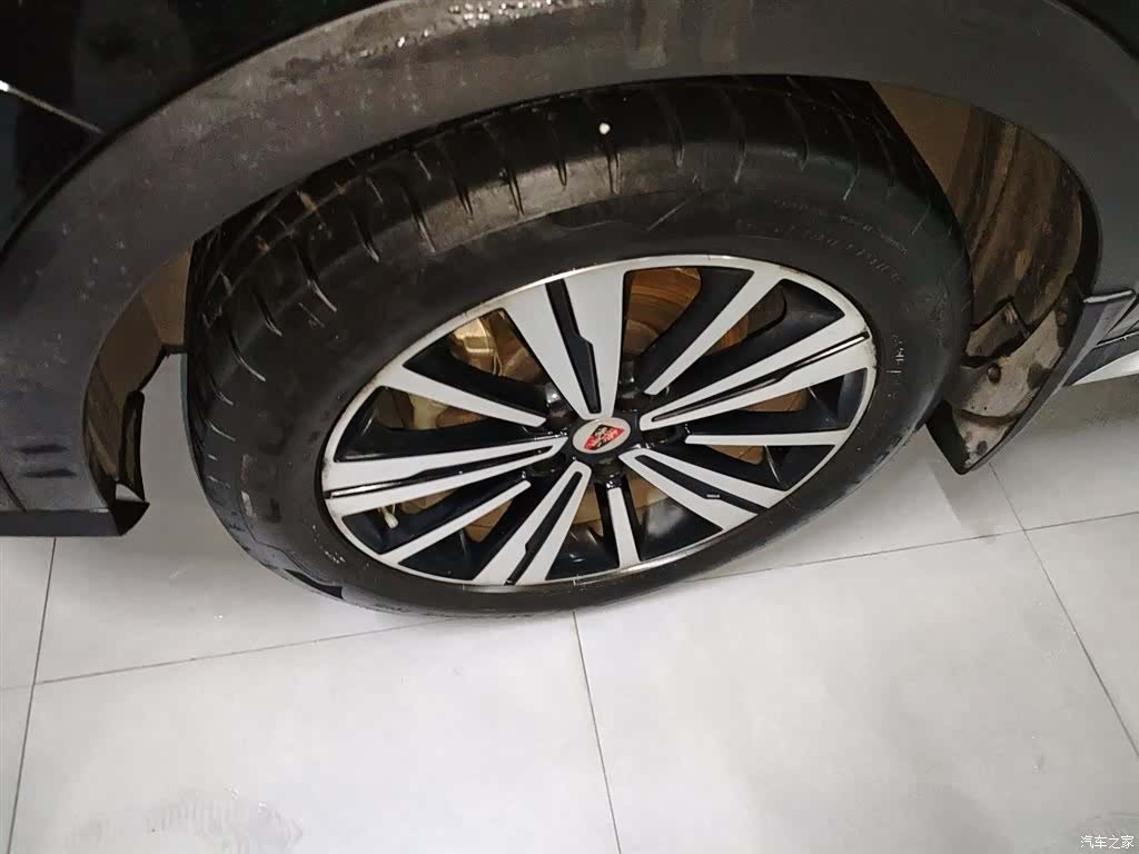 Roewe RX5, 2021 25