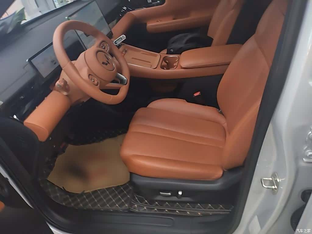 Wuling Starlight, 2025 15