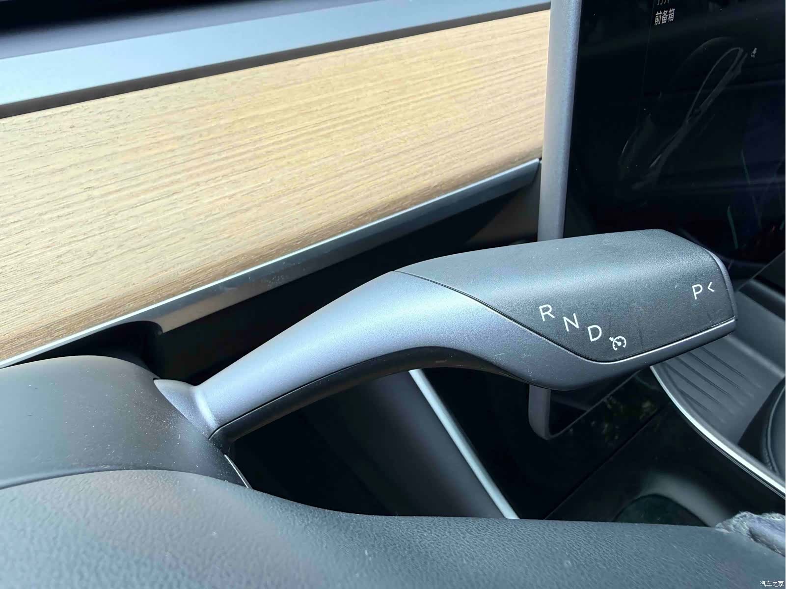 Tesla Model 3, 2020 17