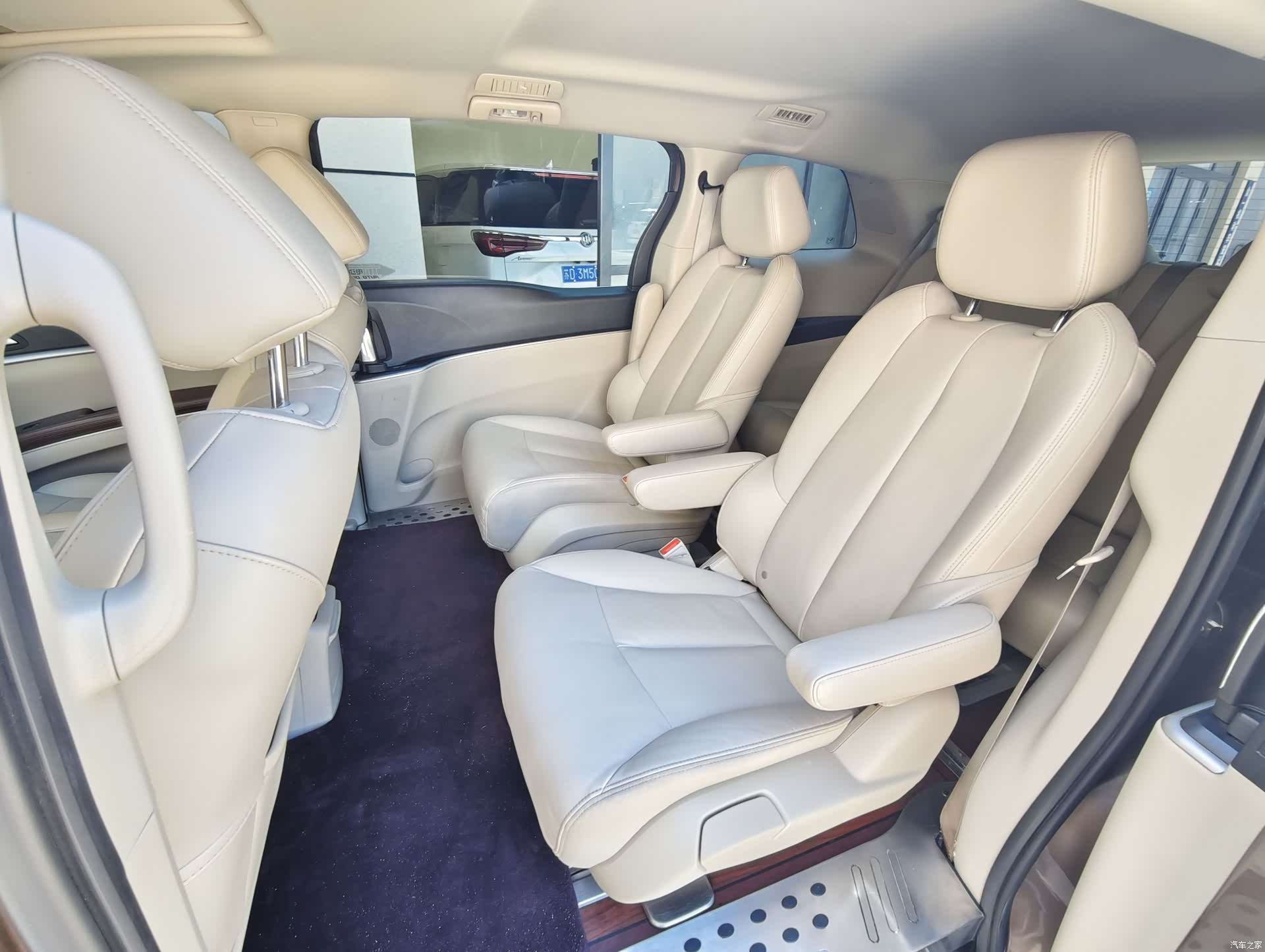Buick GL8, 2019 15