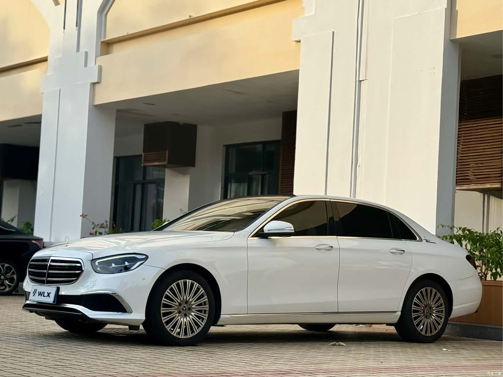 Mercedes-Benz E-Class, 2018 1