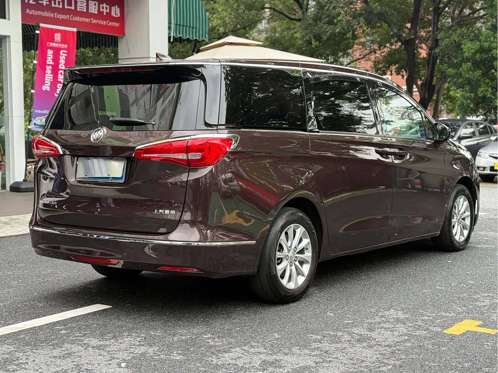 Buick GL8, 2018 все фото
