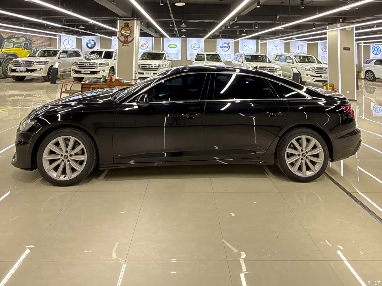 Audi A6L, 2022 3