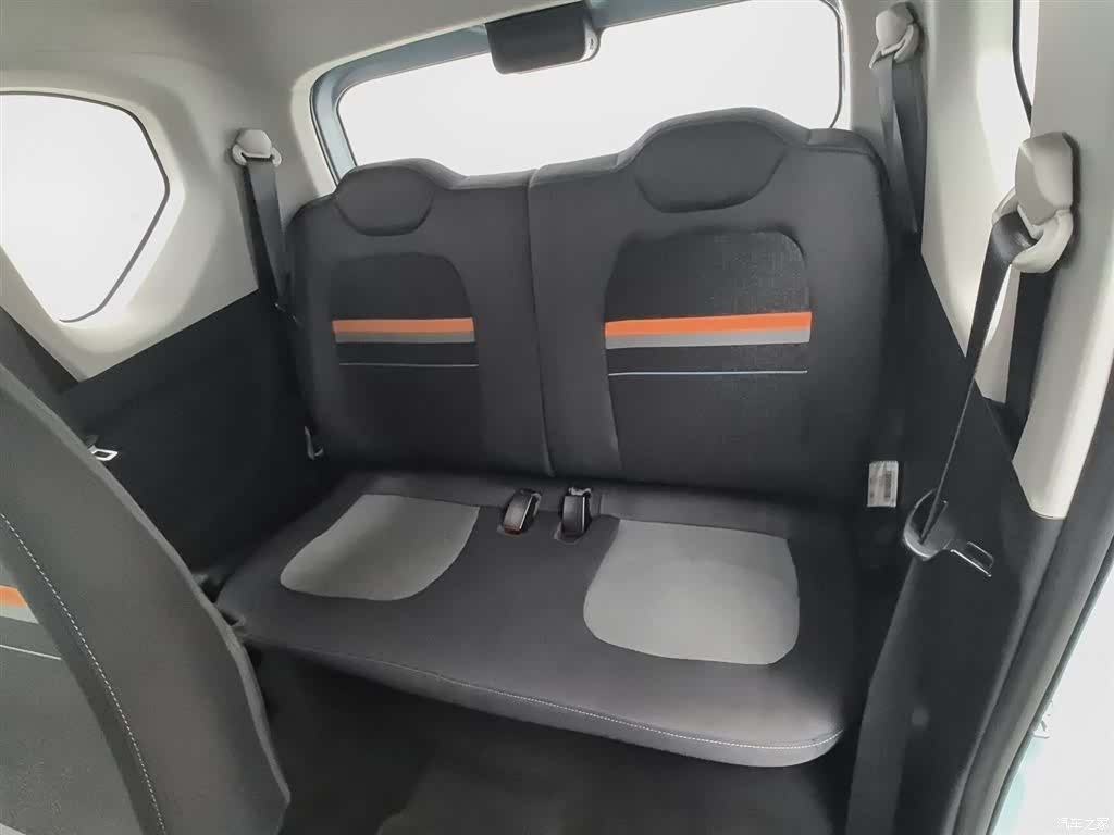 Wuling MINIEV, 2022 15
