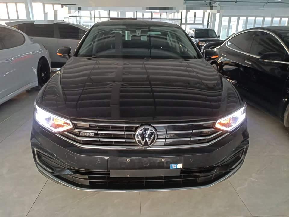 Volkswagen Magotan GTE