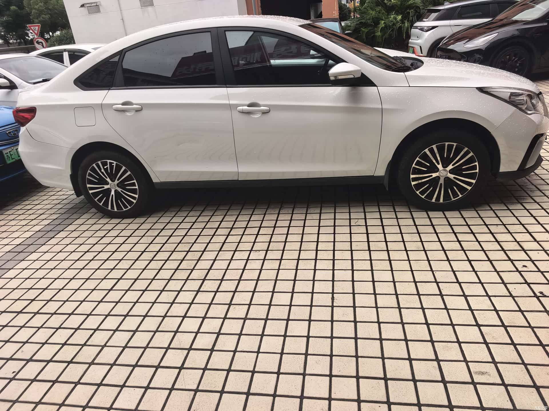 DongFeng S50EV, 2021 4