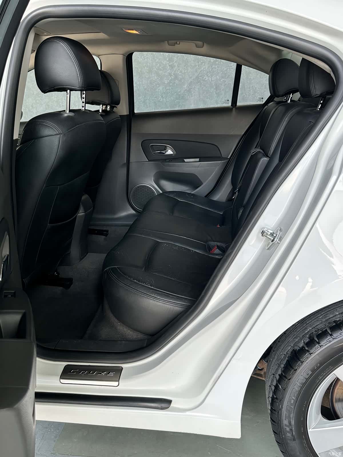 Chevrolet SL, 2012 10